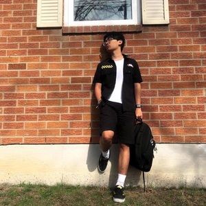 Meet your Posher, Anh minh